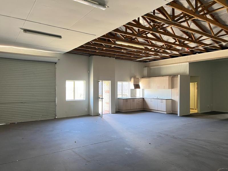To Let commercial Property for Rent in Walmer Eastern Cape